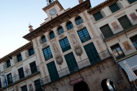 Casa del reloj, en la Plaza de los Fueros